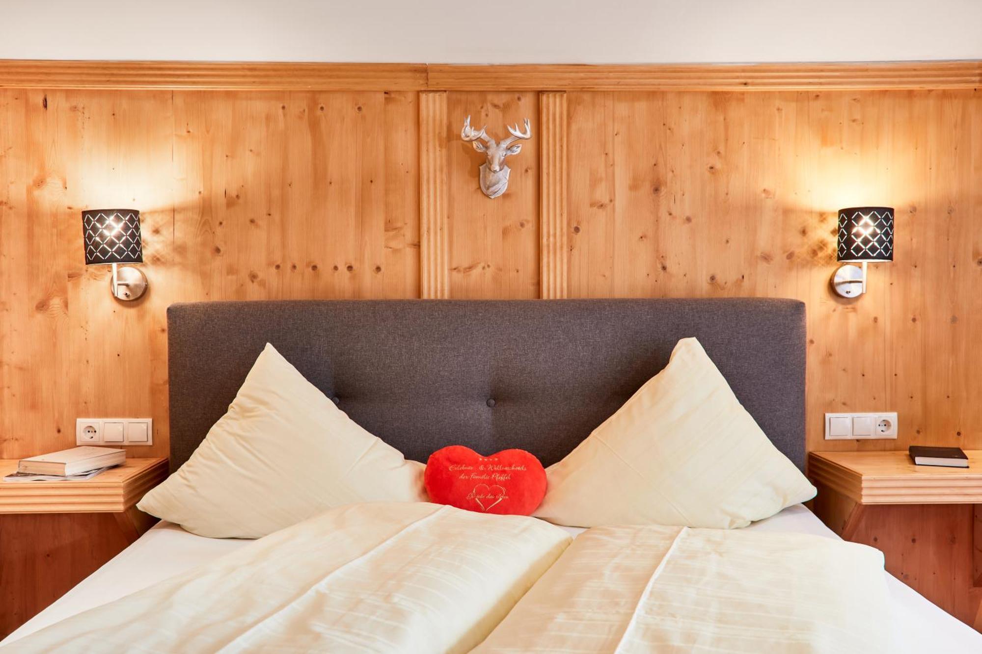 Hotel Hubertushof - Ihr Hotel Mit Herz Лойташ Стая снимка