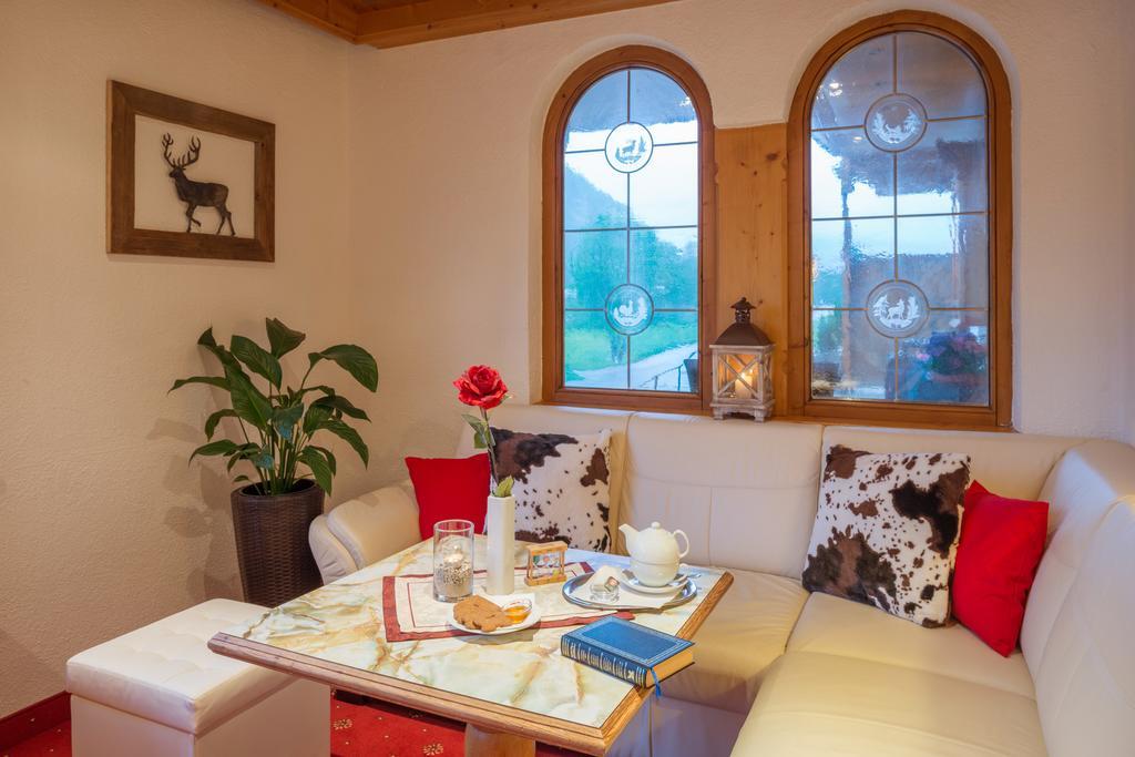 Hotel Hubertushof - Ihr Hotel Mit Herz Лойташ Екстериор снимка